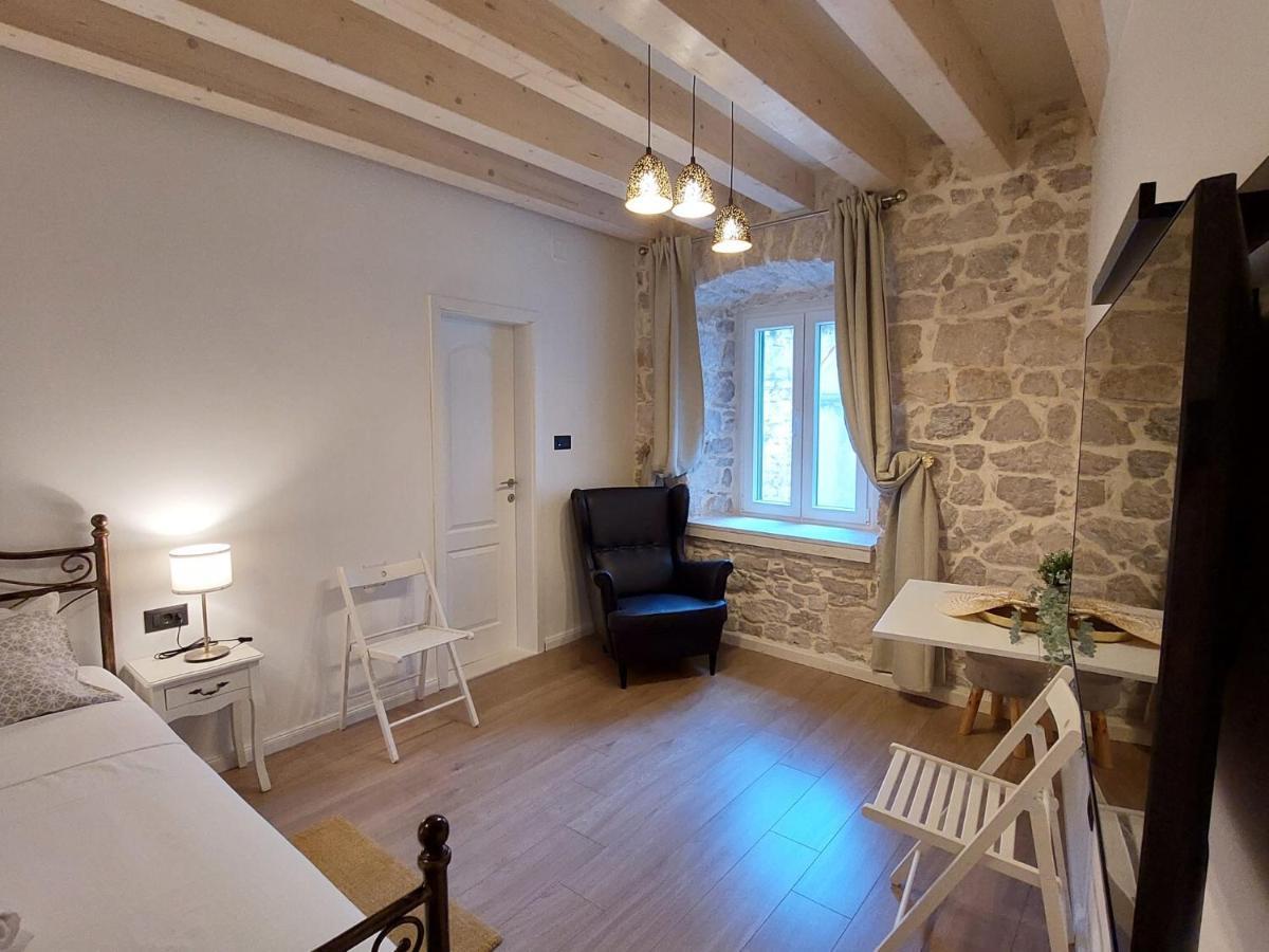 Central Palace Apartment Šibenik Eksteriør billede