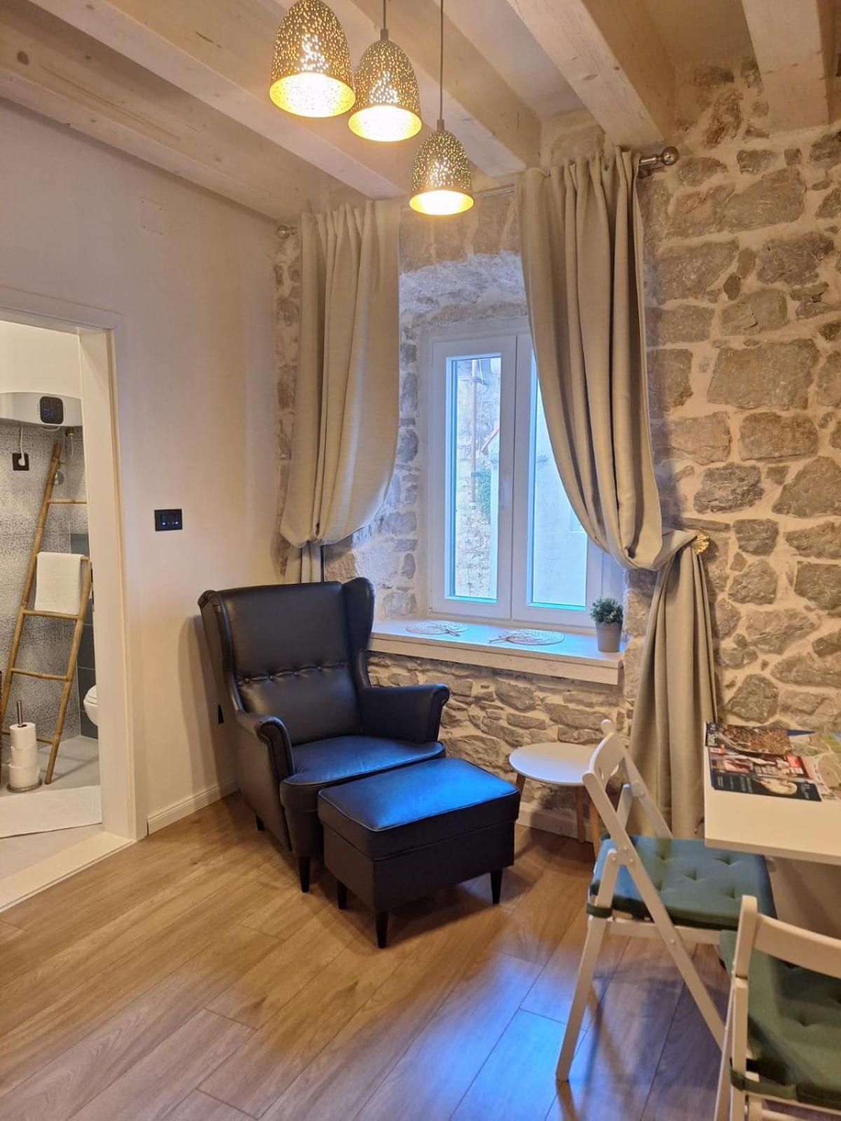 Central Palace Apartment Šibenik Eksteriør billede