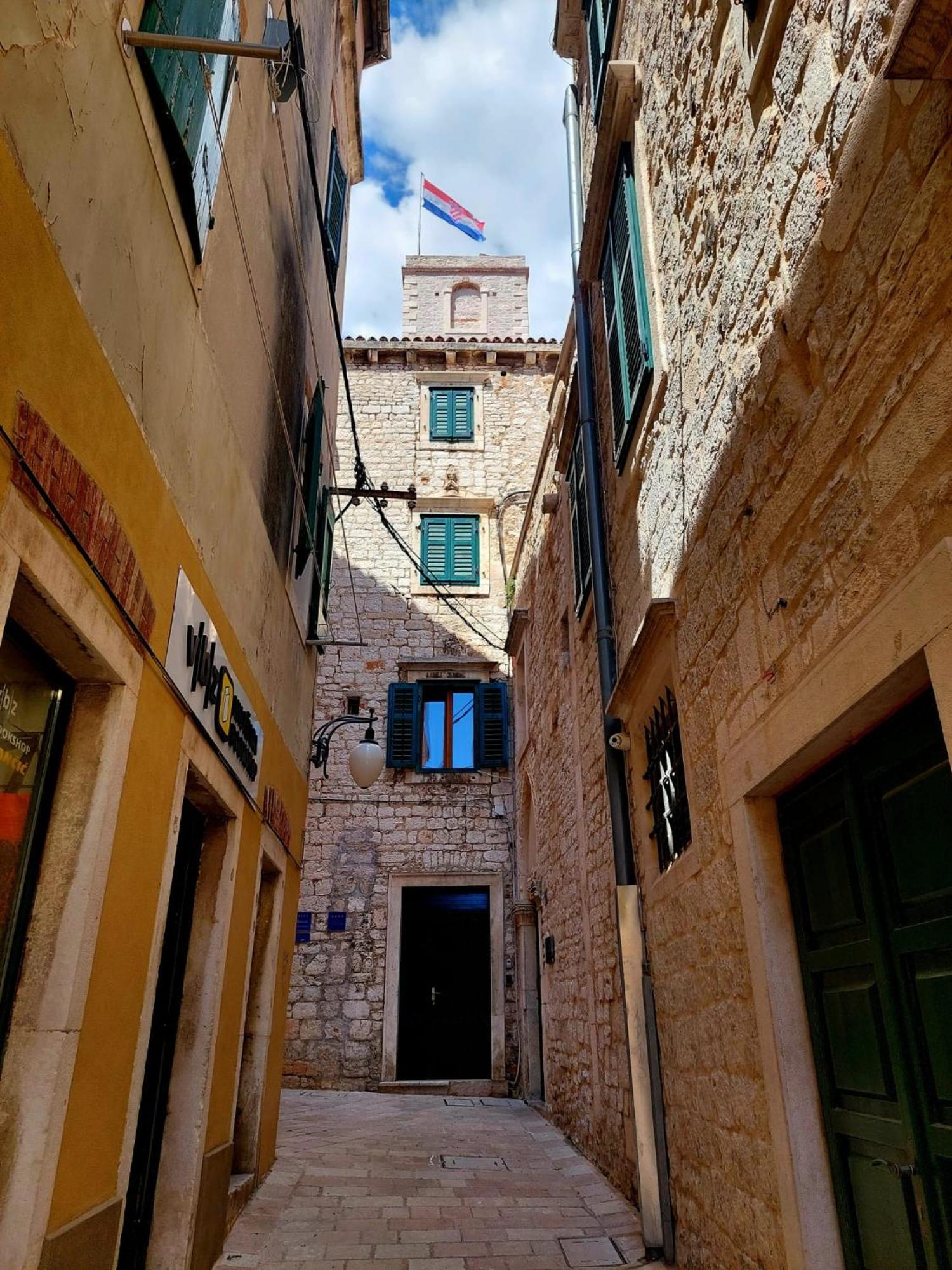 Central Palace Apartment Šibenik Eksteriør billede