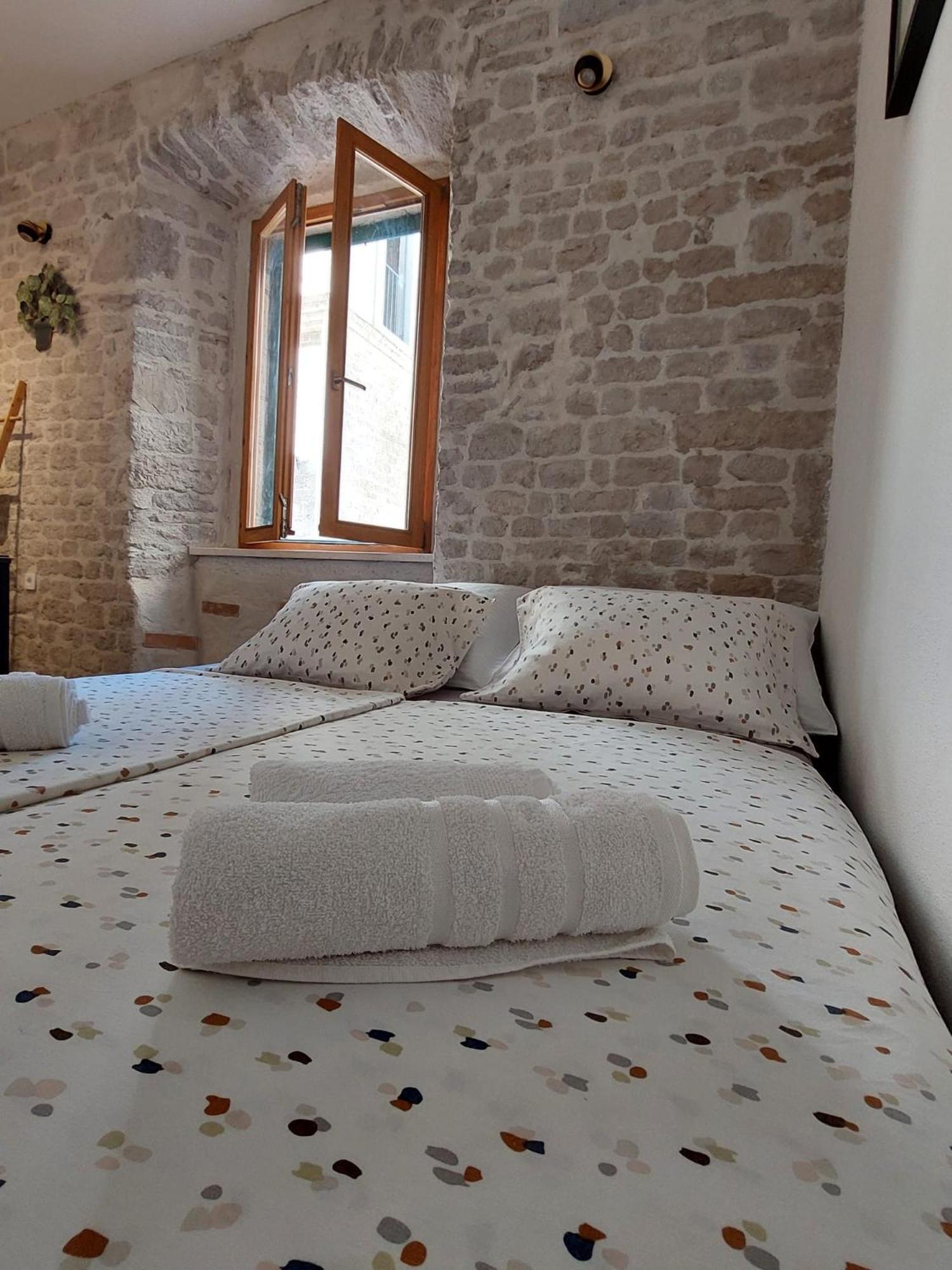 Central Palace Apartment Šibenik Eksteriør billede
